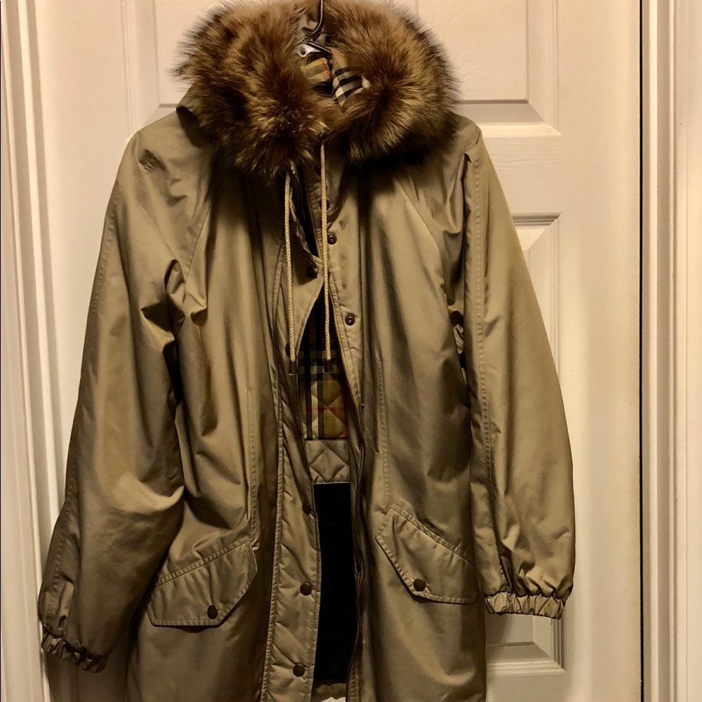 authentic vintage Burberry fur hooded jacket M-L - Picture 6 of 7